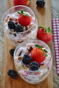strawberry dessert, strawberries, blackberries